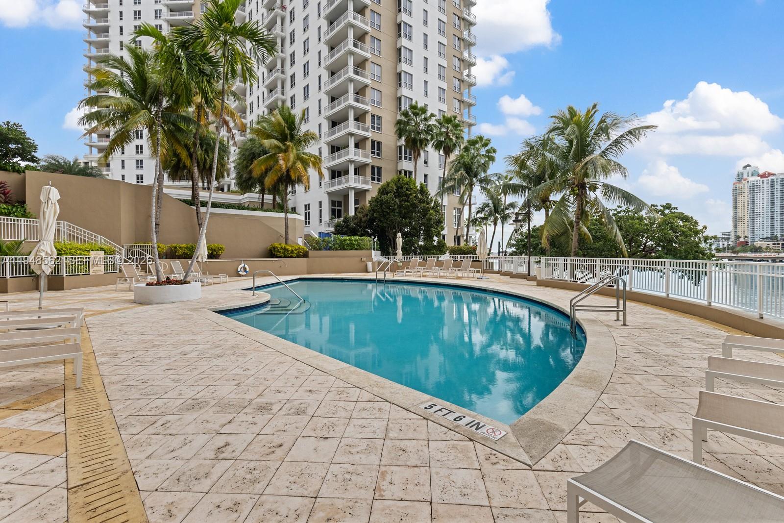 801 Brickell Key Blvd #1005, Miami FL 33131