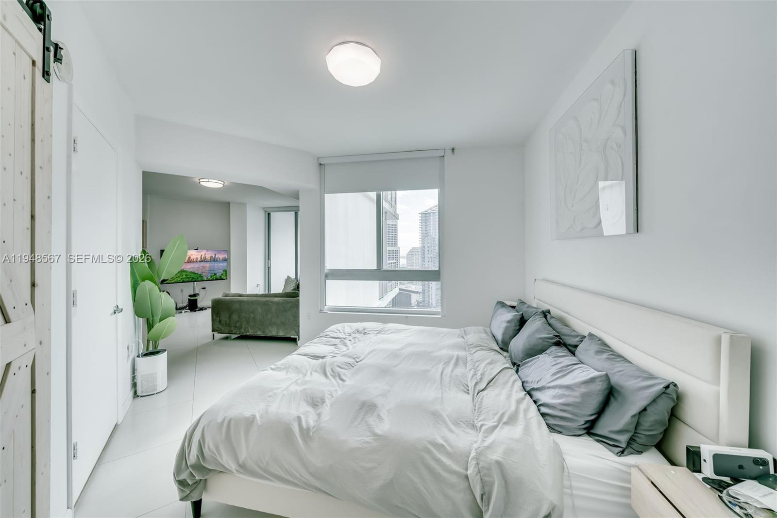 350 S Miami Ave #3408, Miami FL 33130