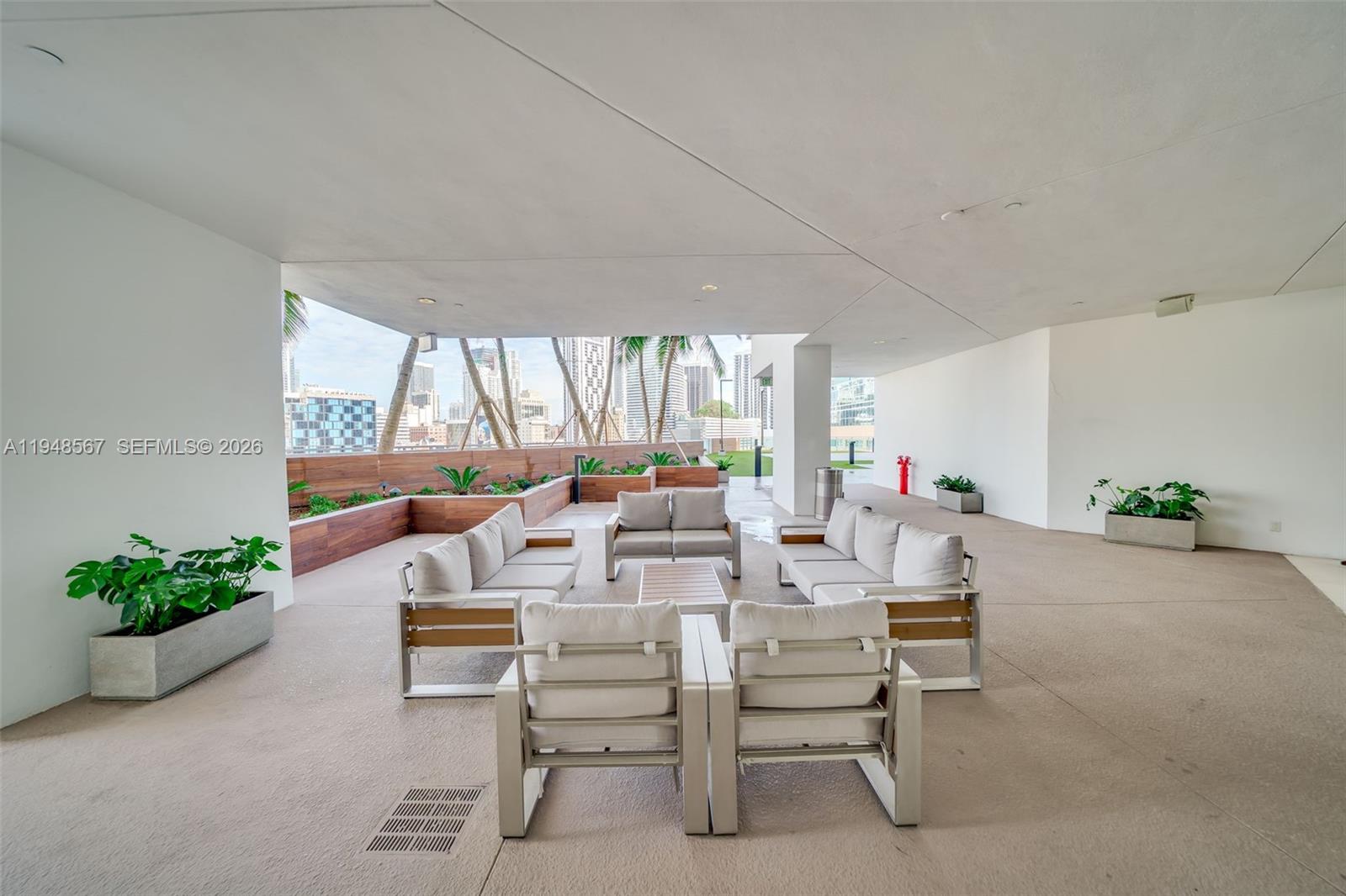 350 S Miami Ave #3408, Miami FL 33130