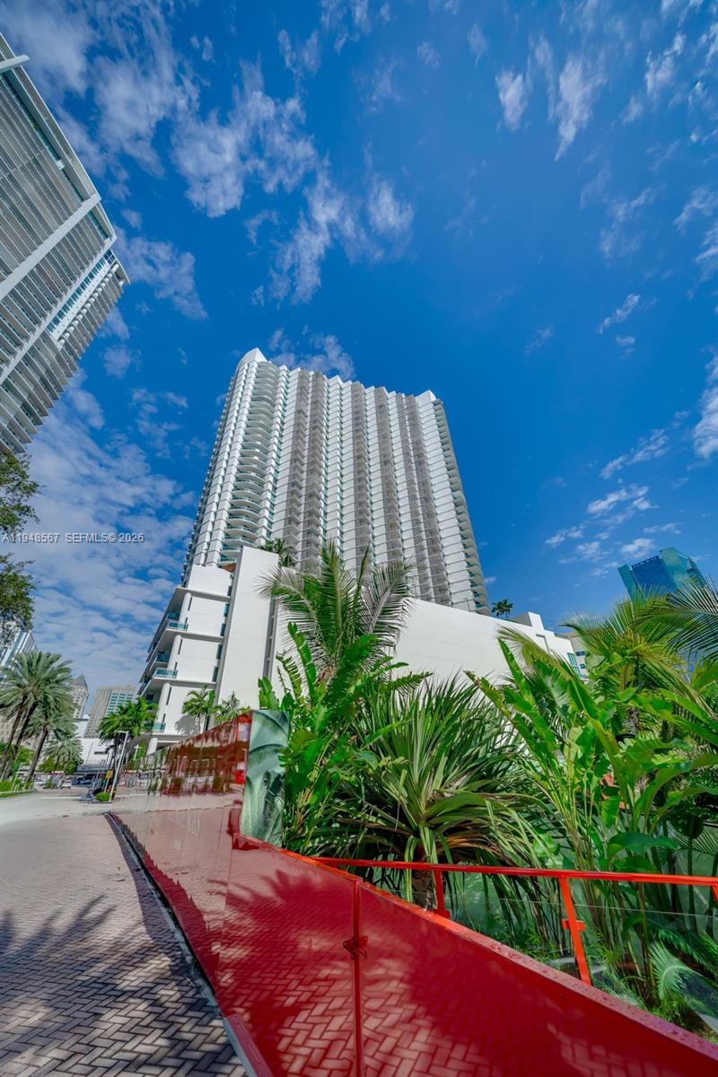 350 S Miami Ave #3408, Miami FL 33130
