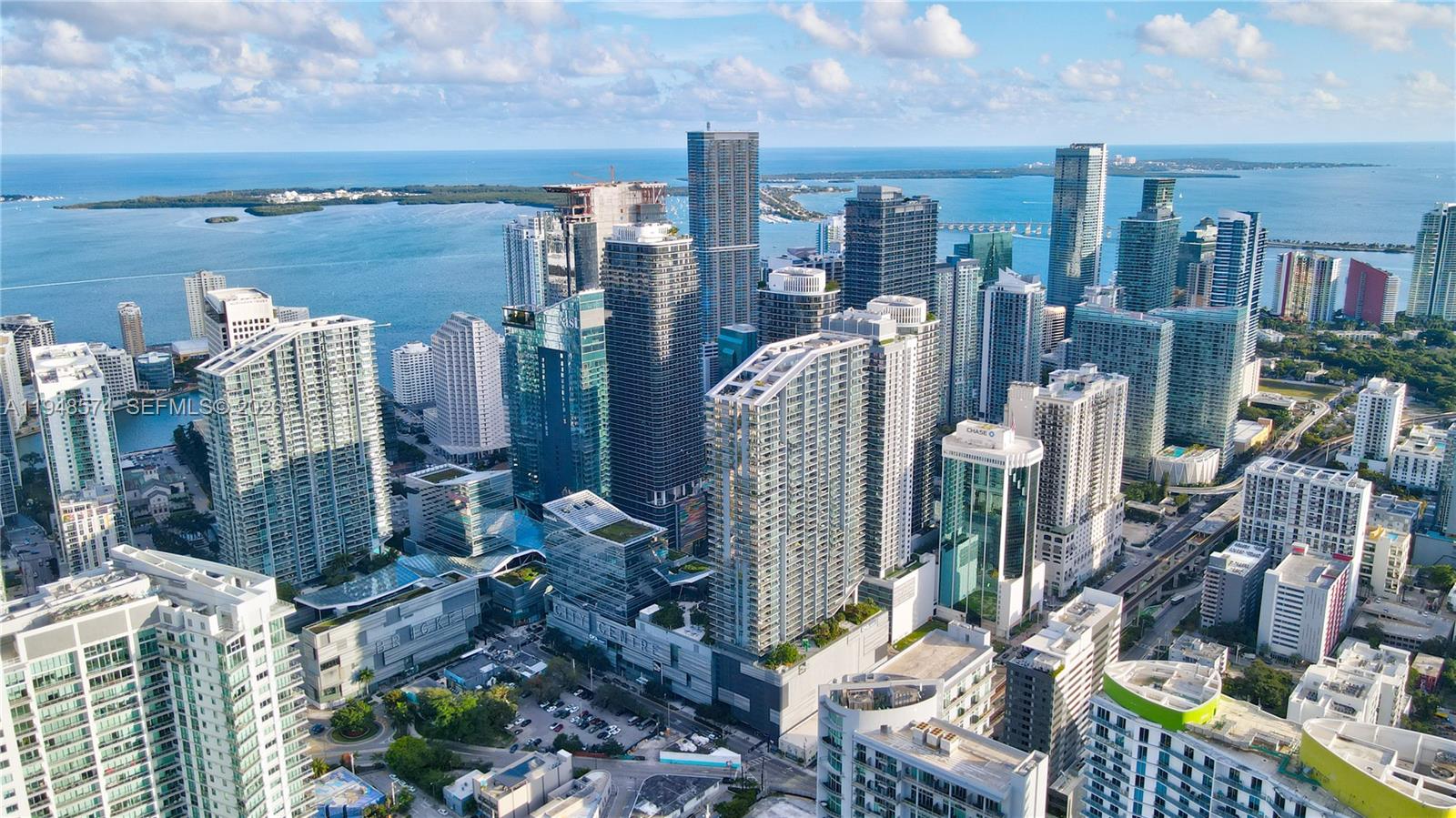 88 SW 7th St #1110, Miami FL 33130
