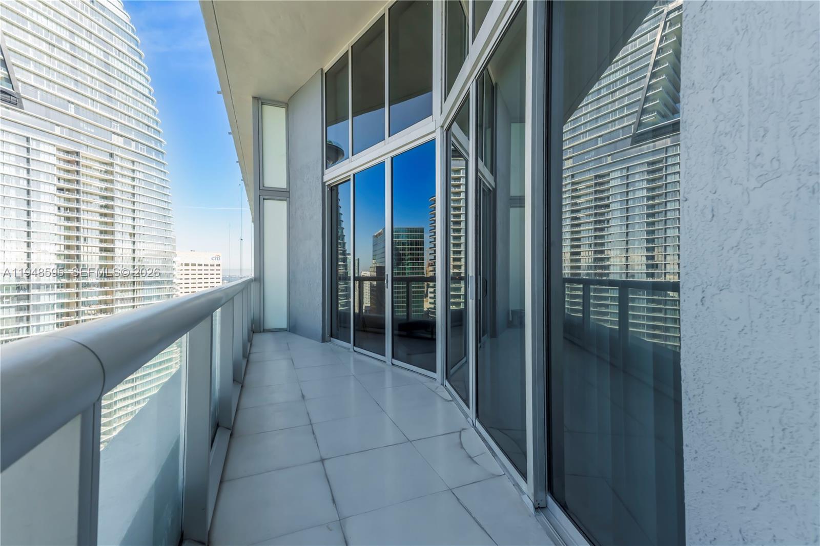 465 Brickell Ave #4106, Miami FL 33131