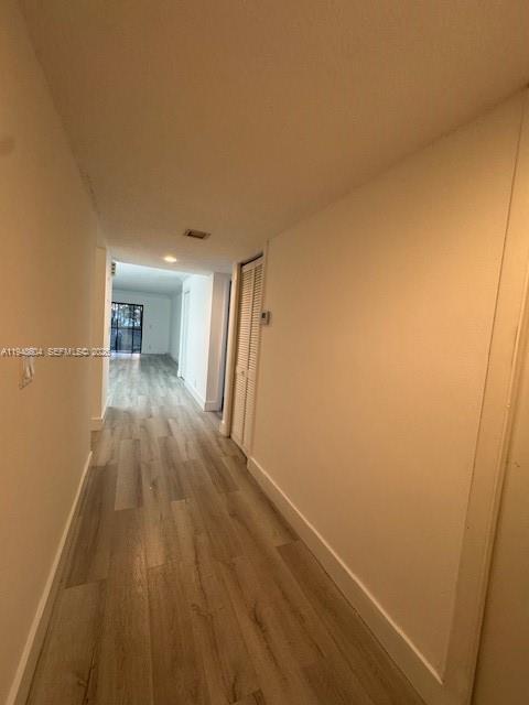 321 Lakeview Dr #105, Weston FL 33326