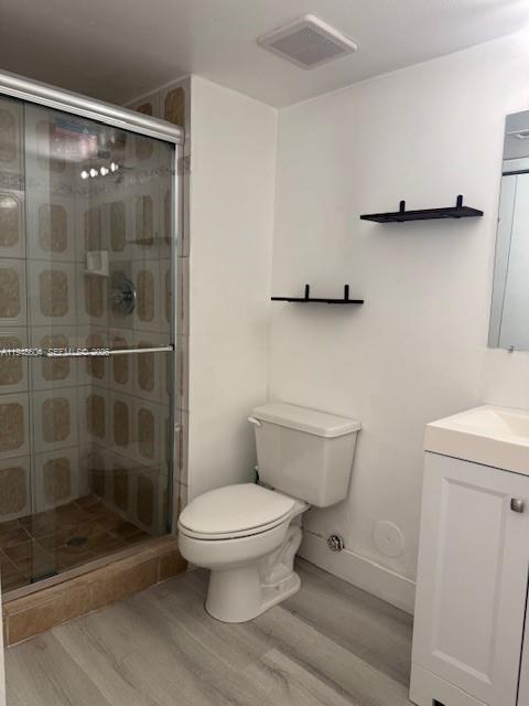 321 Lakeview Dr #105, Weston FL 33326