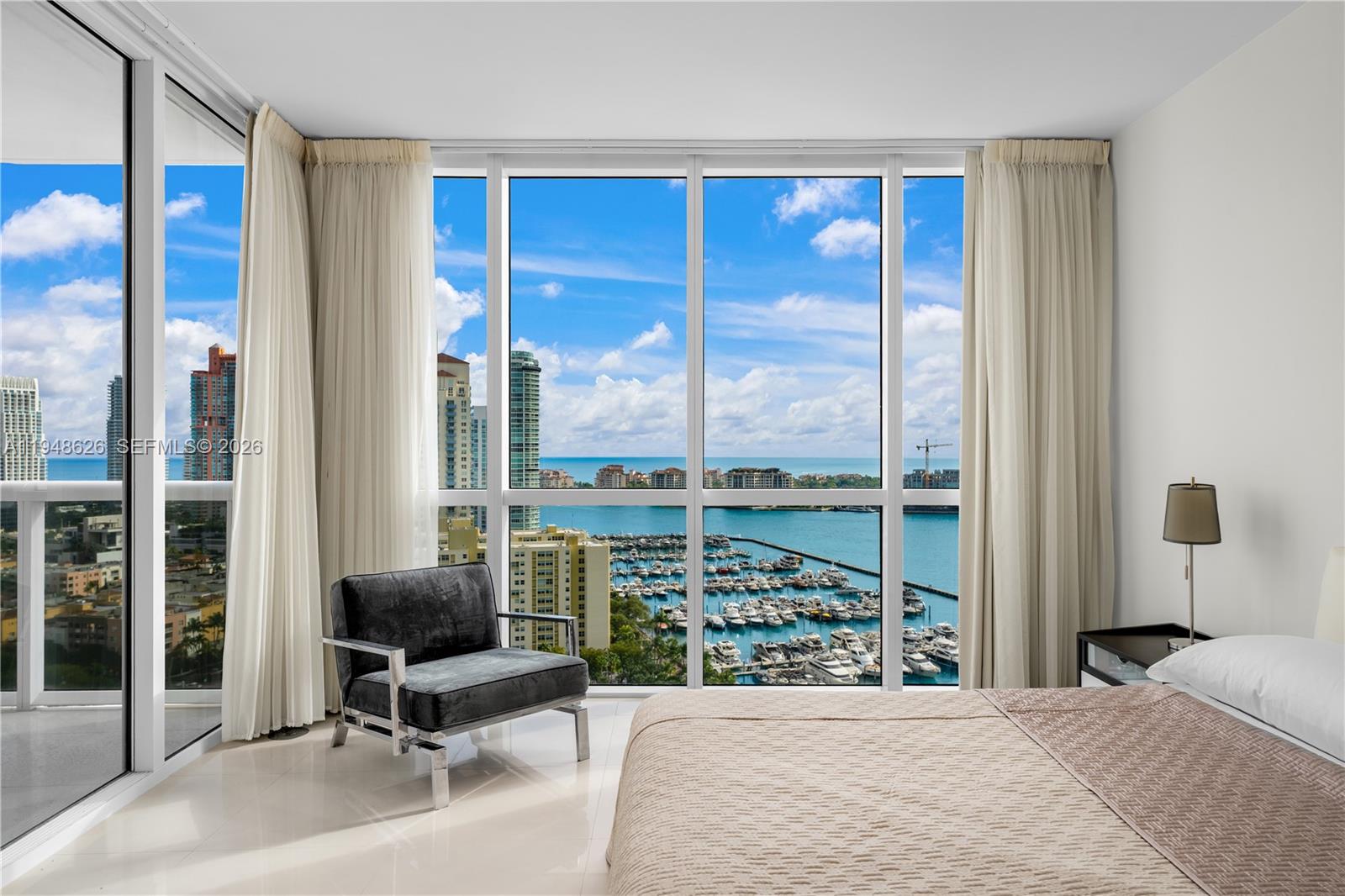 400 Alton Rd #2210, Miami Beach FL 33139
