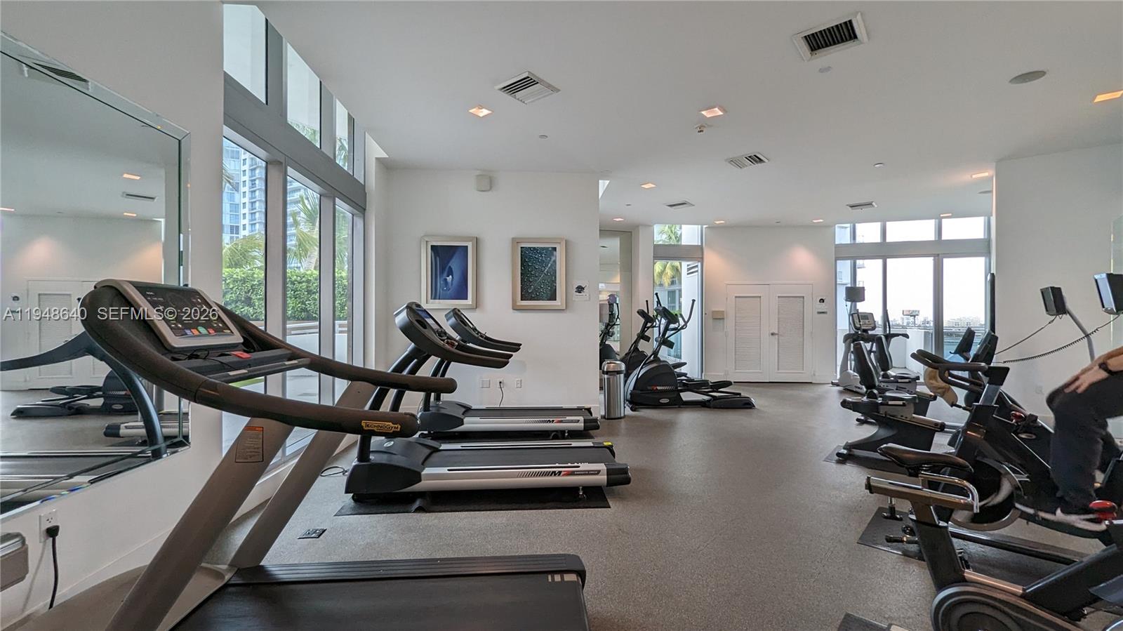 350 S Miami Ave #702, Miami FL 33130