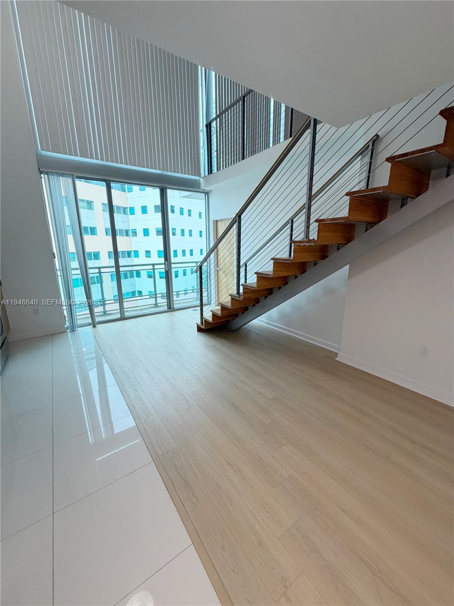 350 S Miami Ave #702, Miami FL 33130
