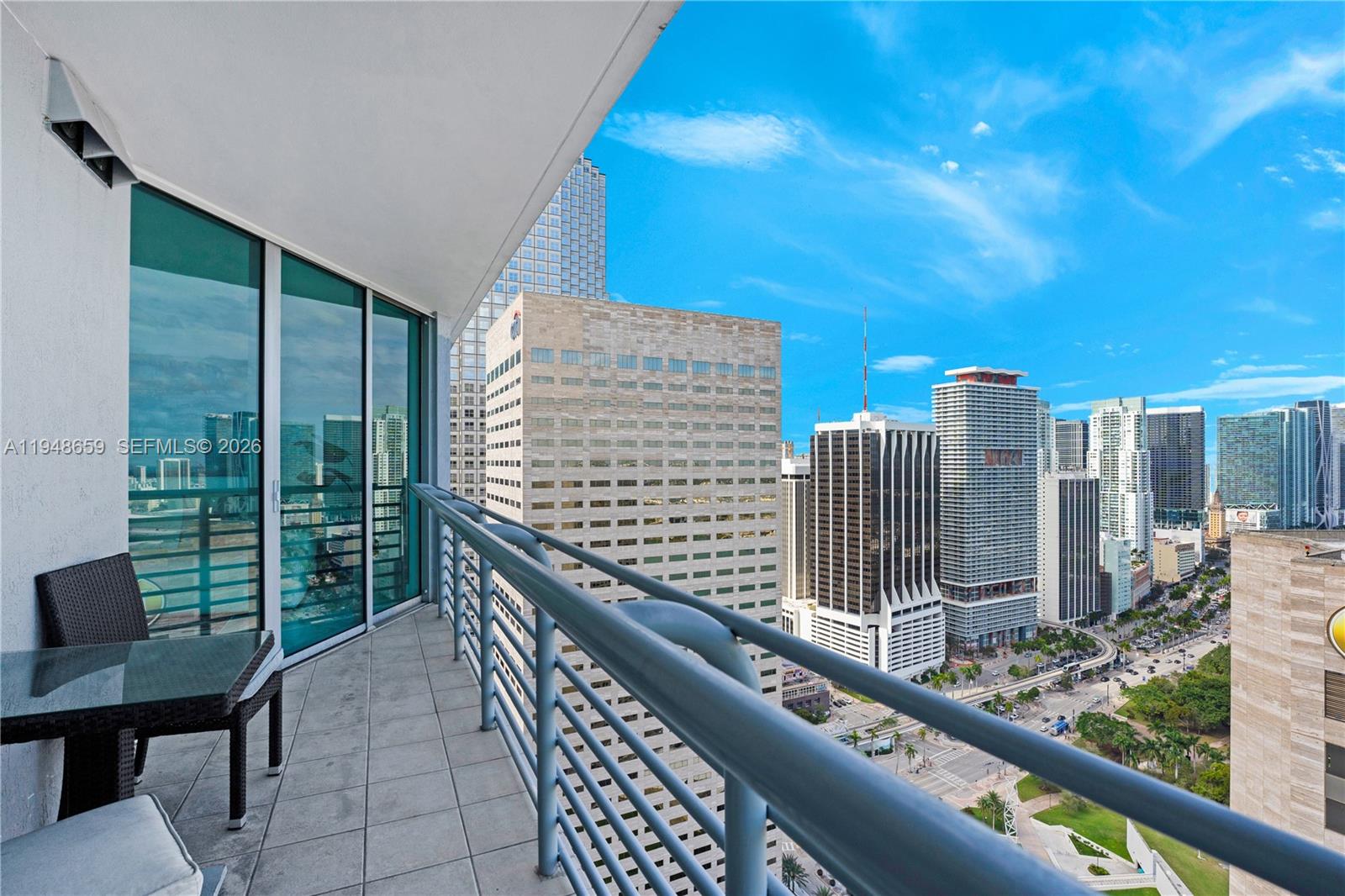 335 S Biscayne Blvd #4104, Miami FL 33131