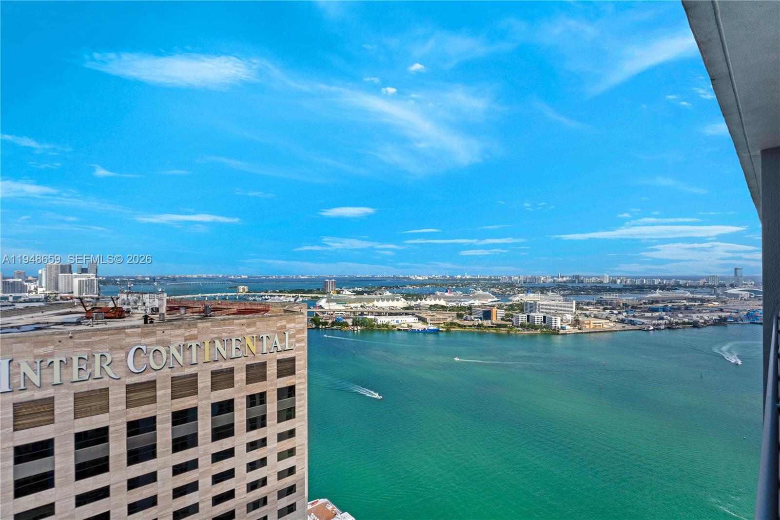 335 S Biscayne Blvd #4104, Miami FL 33131