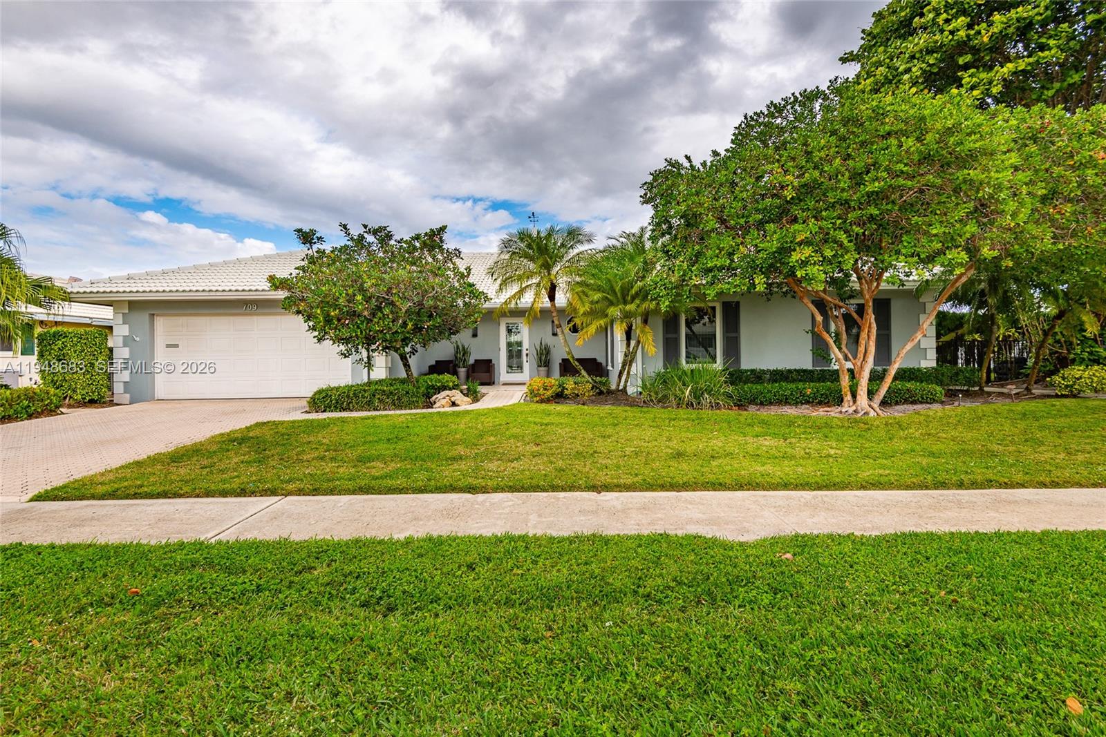 709 SW Elm Tree Ln #709, Boca Raton FL 33486