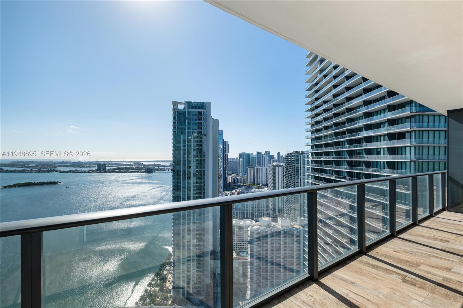650 NE 32nd St #4306, Miami FL 33137