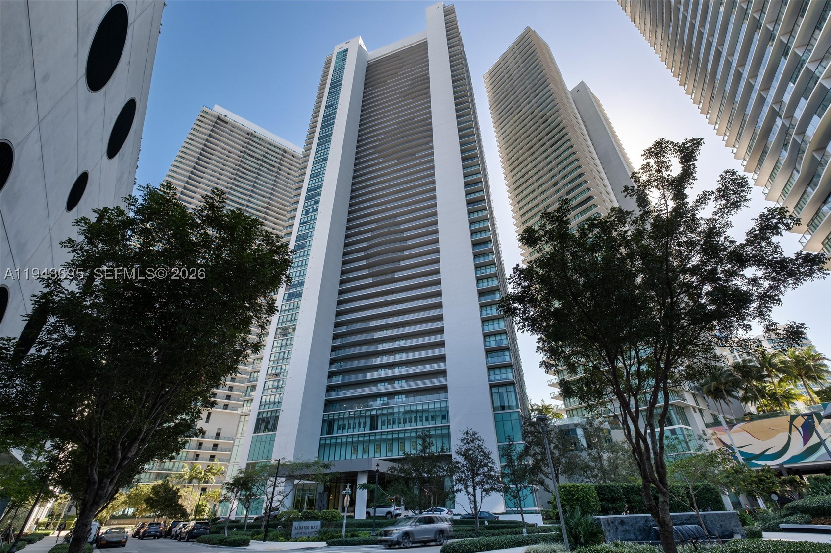 650 NE 32nd St #4306, Miami FL 33137