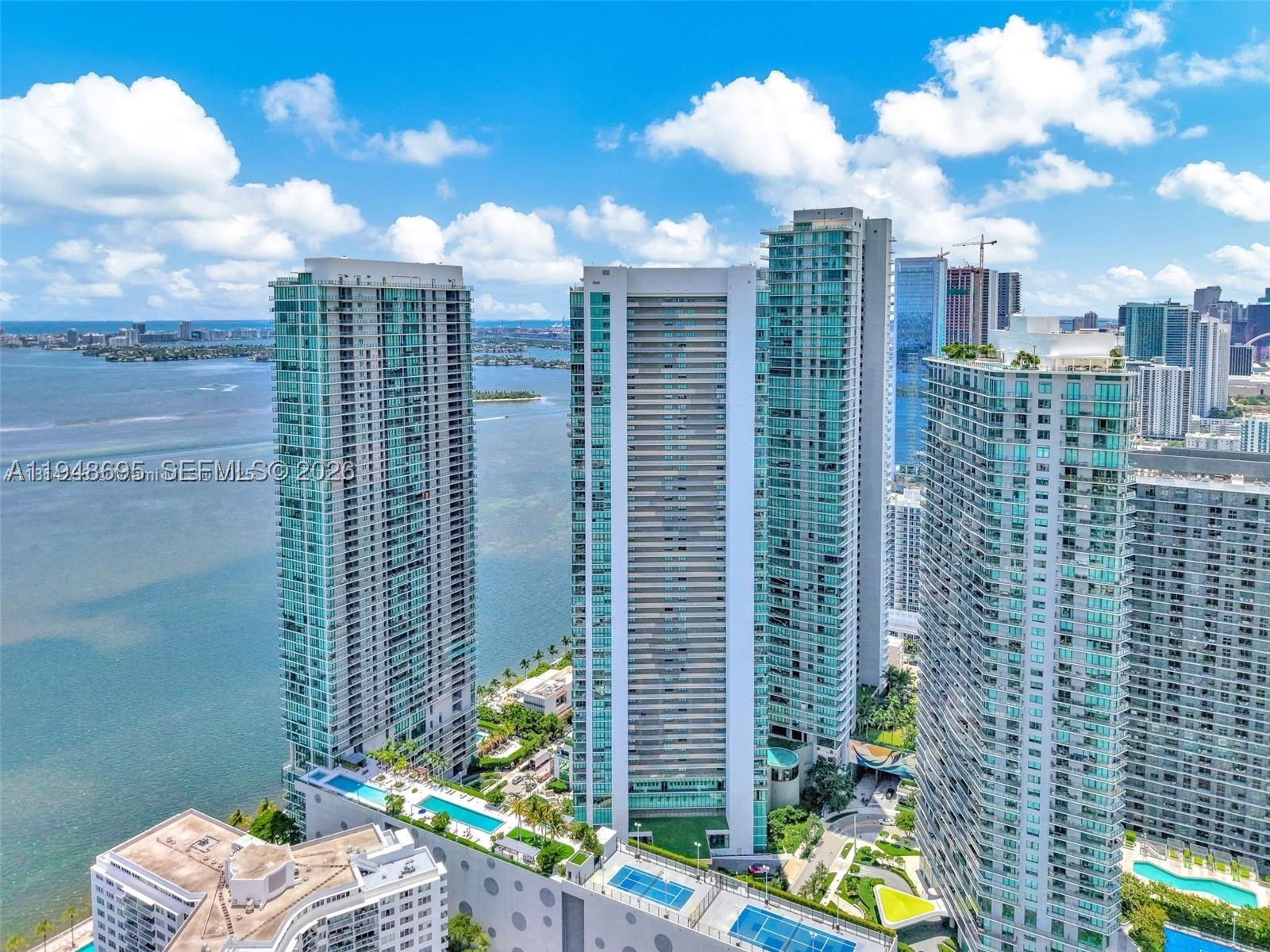 650 NE 32nd St #4306, Miami FL 33137
