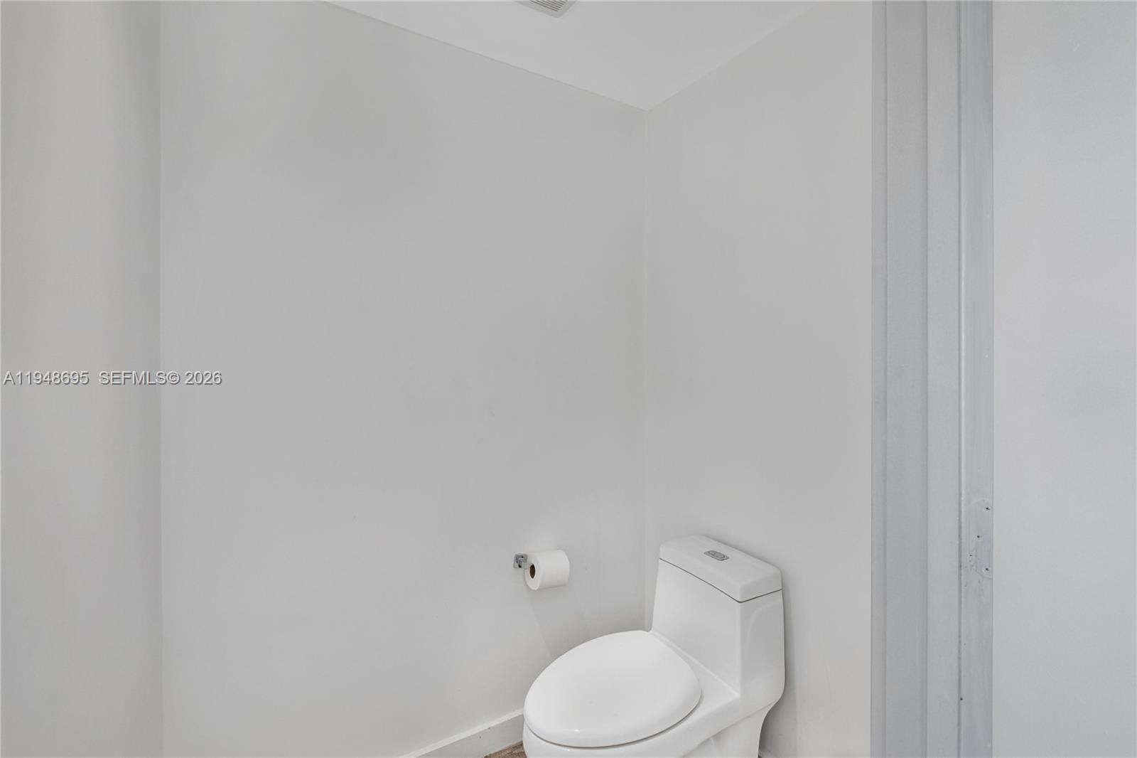 650 NE 32nd St #4306, Miami FL 33137