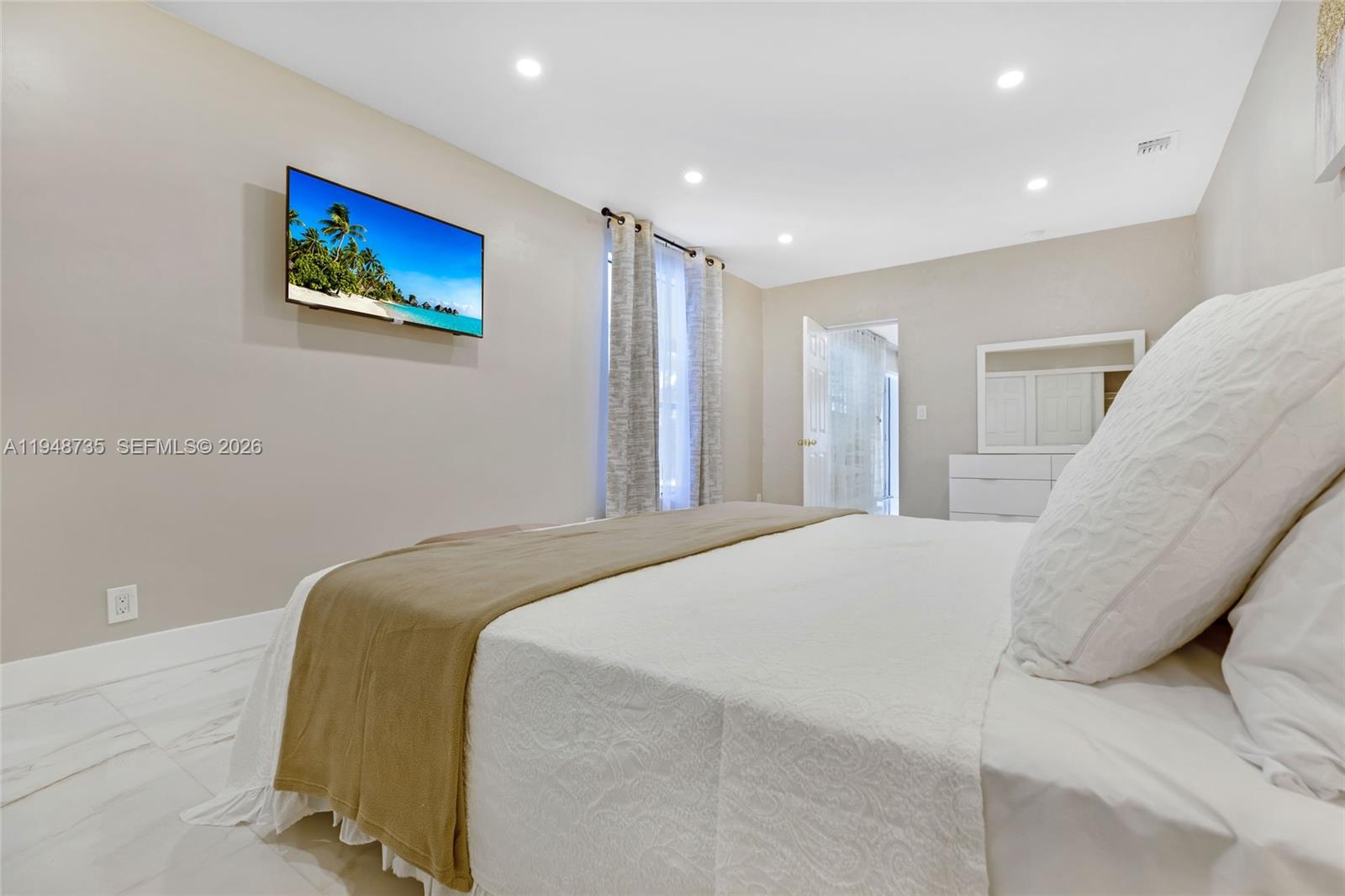 1960 Coral Reef Dr, Lauderdale By The Sea FL 33062