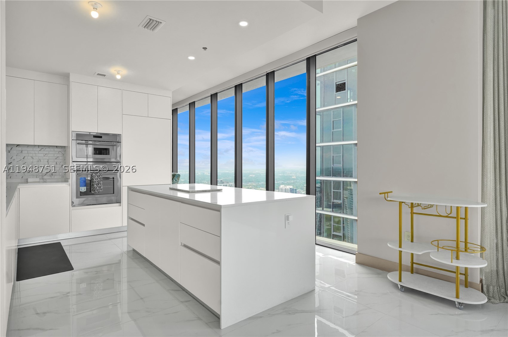 700 NE 24 #PH5801, Miami FL 33137