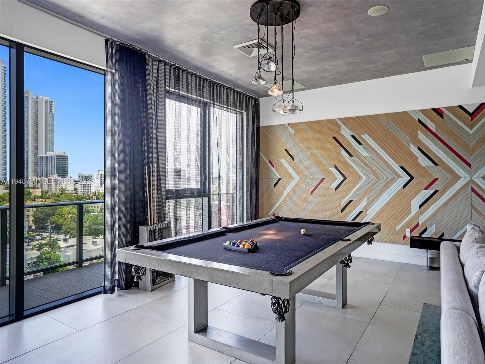 121 NE 34th St #3005, Miami FL 33137