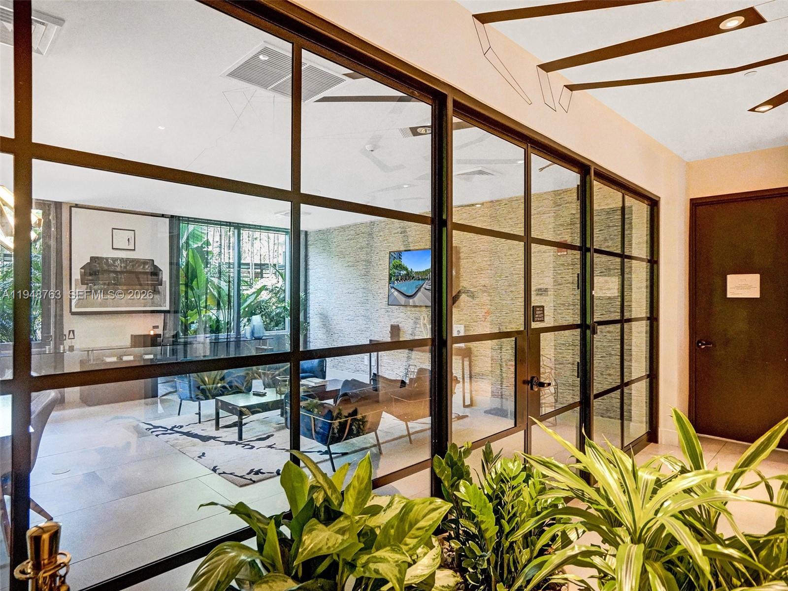 121 NE 34th St #3005, Miami FL 33137