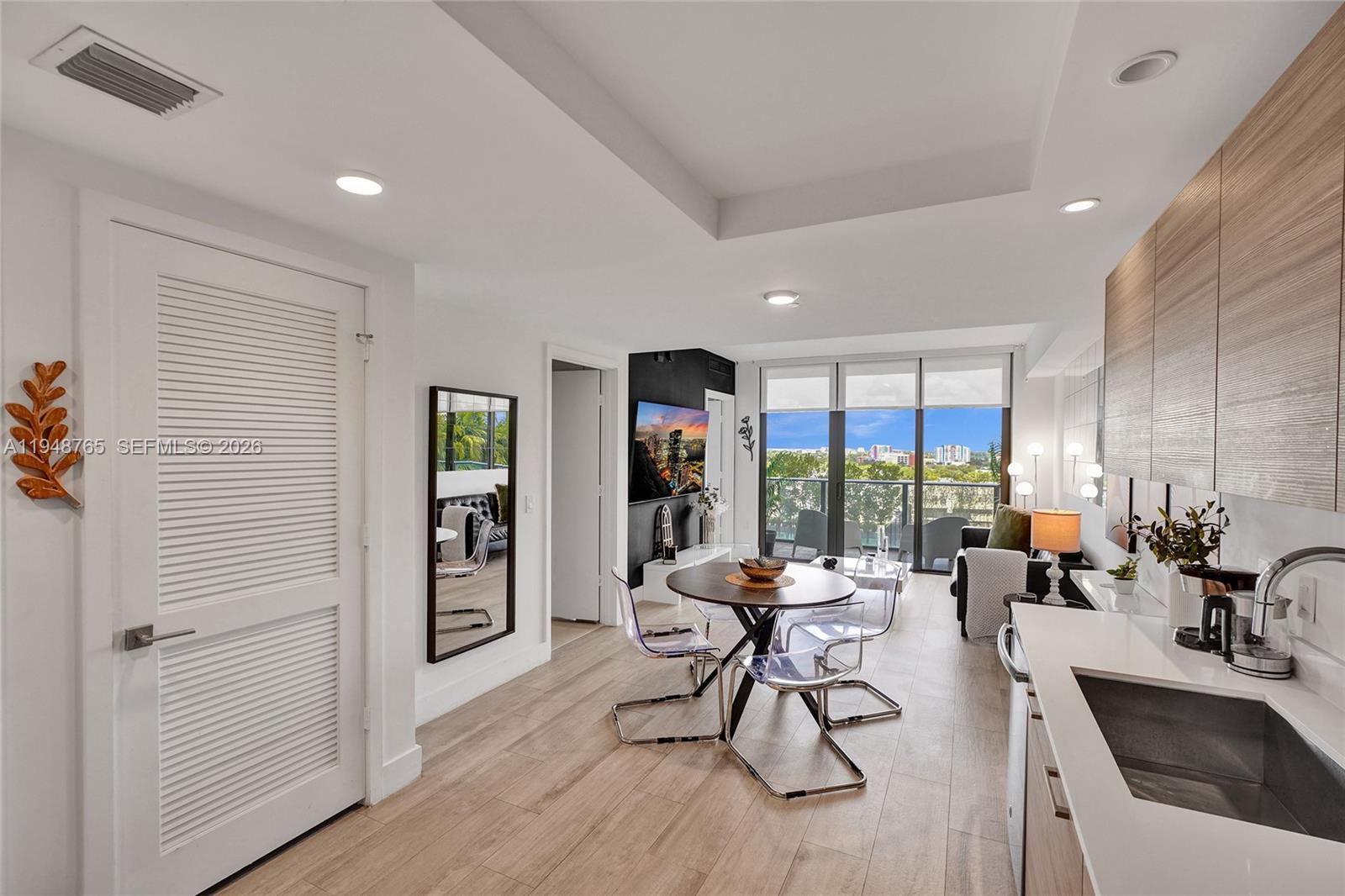 121 NE 34th St #910, Miami FL 33137