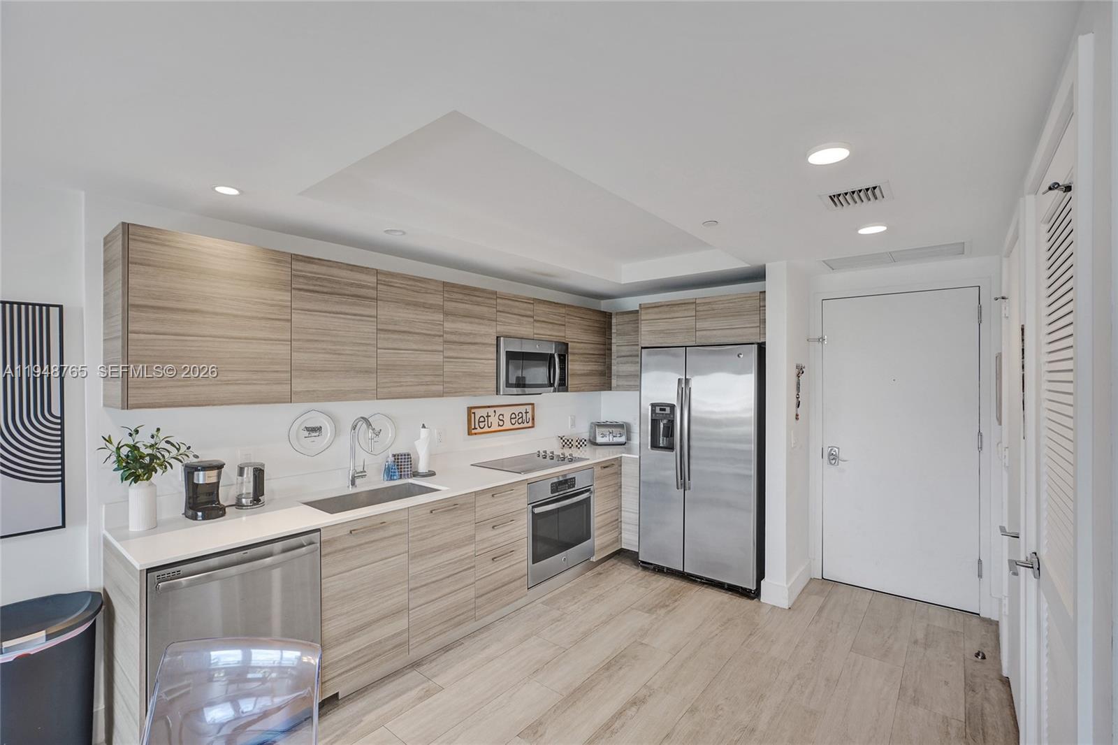 121 NE 34th St #910, Miami FL 33137