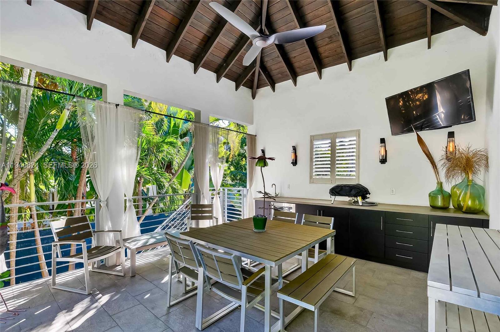 1680 Onaway Dr, Coconut Grove FL 33133