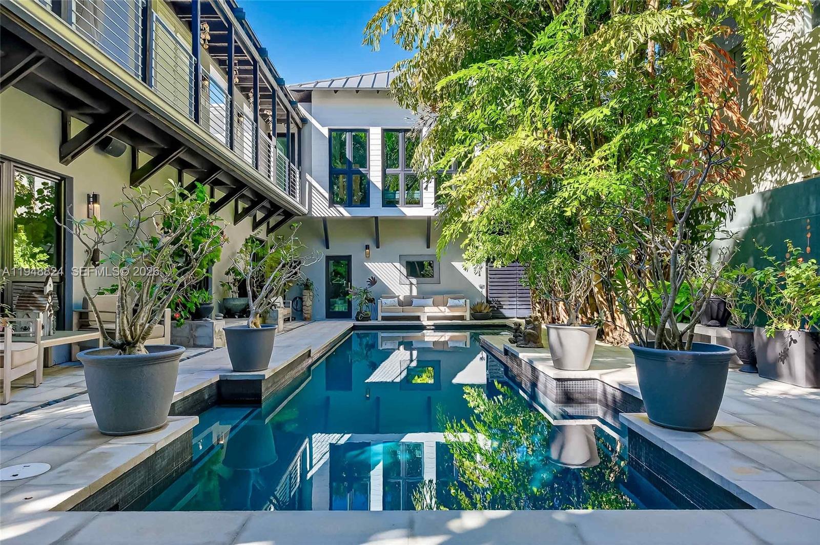 1680 Onaway Dr, Coconut Grove FL 33133