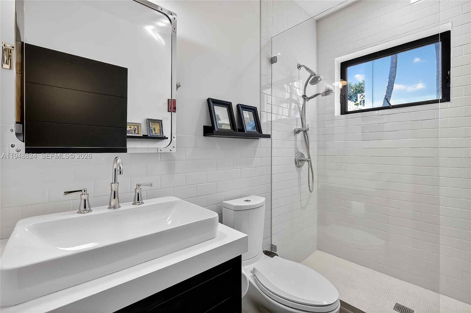 1680 Onaway Dr, Coconut Grove FL 33133