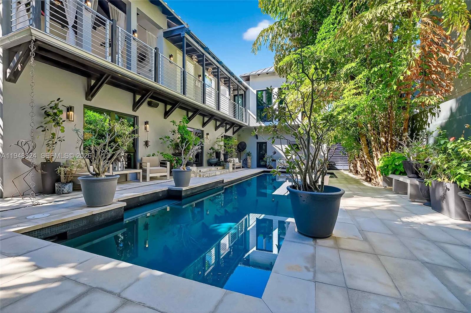 1680 Onaway Dr, Coconut Grove FL 33133