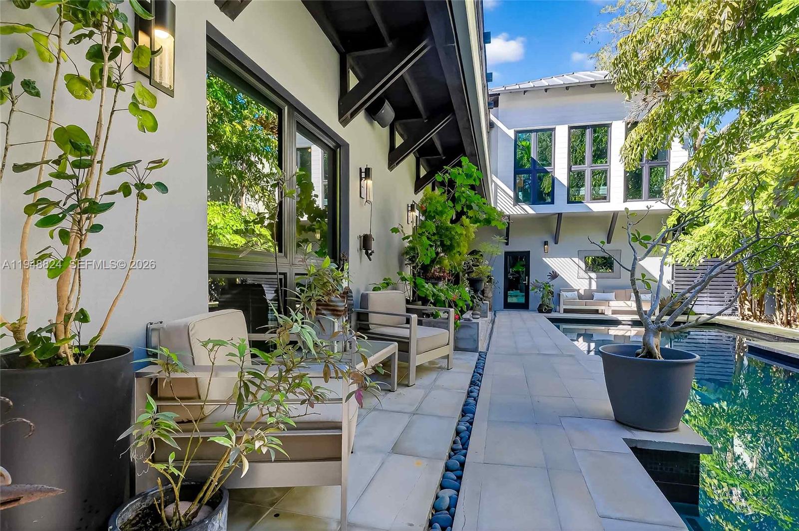 1680 Onaway Dr, Coconut Grove FL 33133