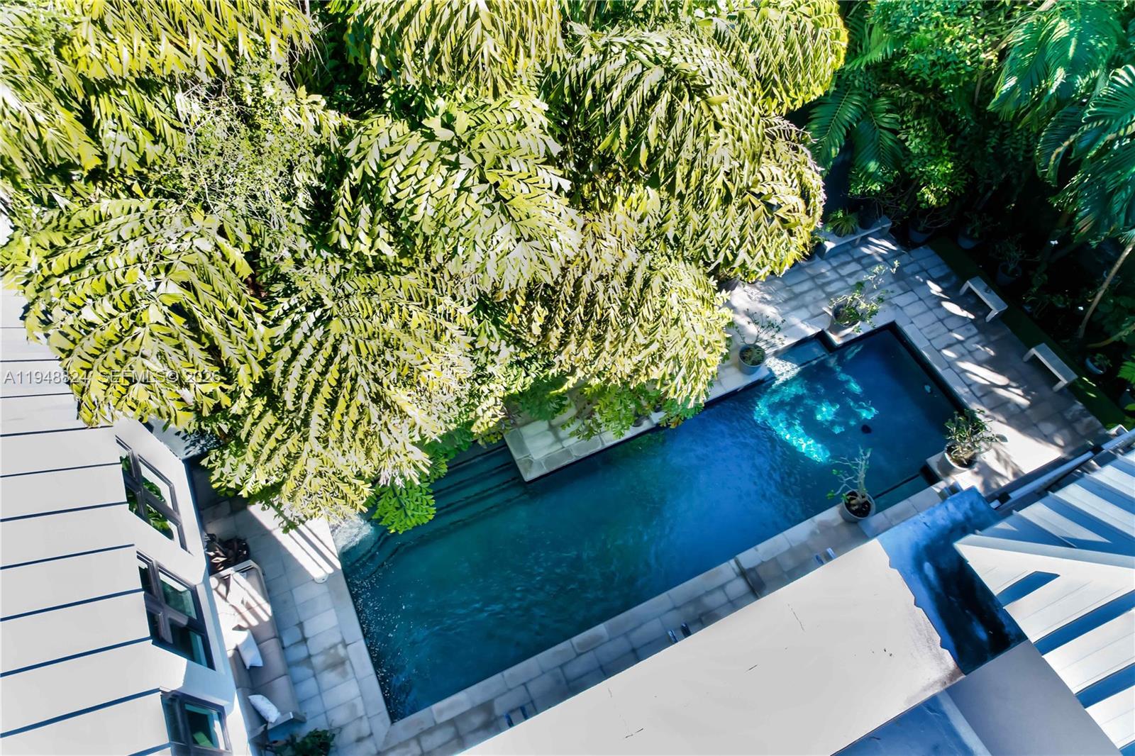 1680 Onaway Dr, Coconut Grove FL 33133