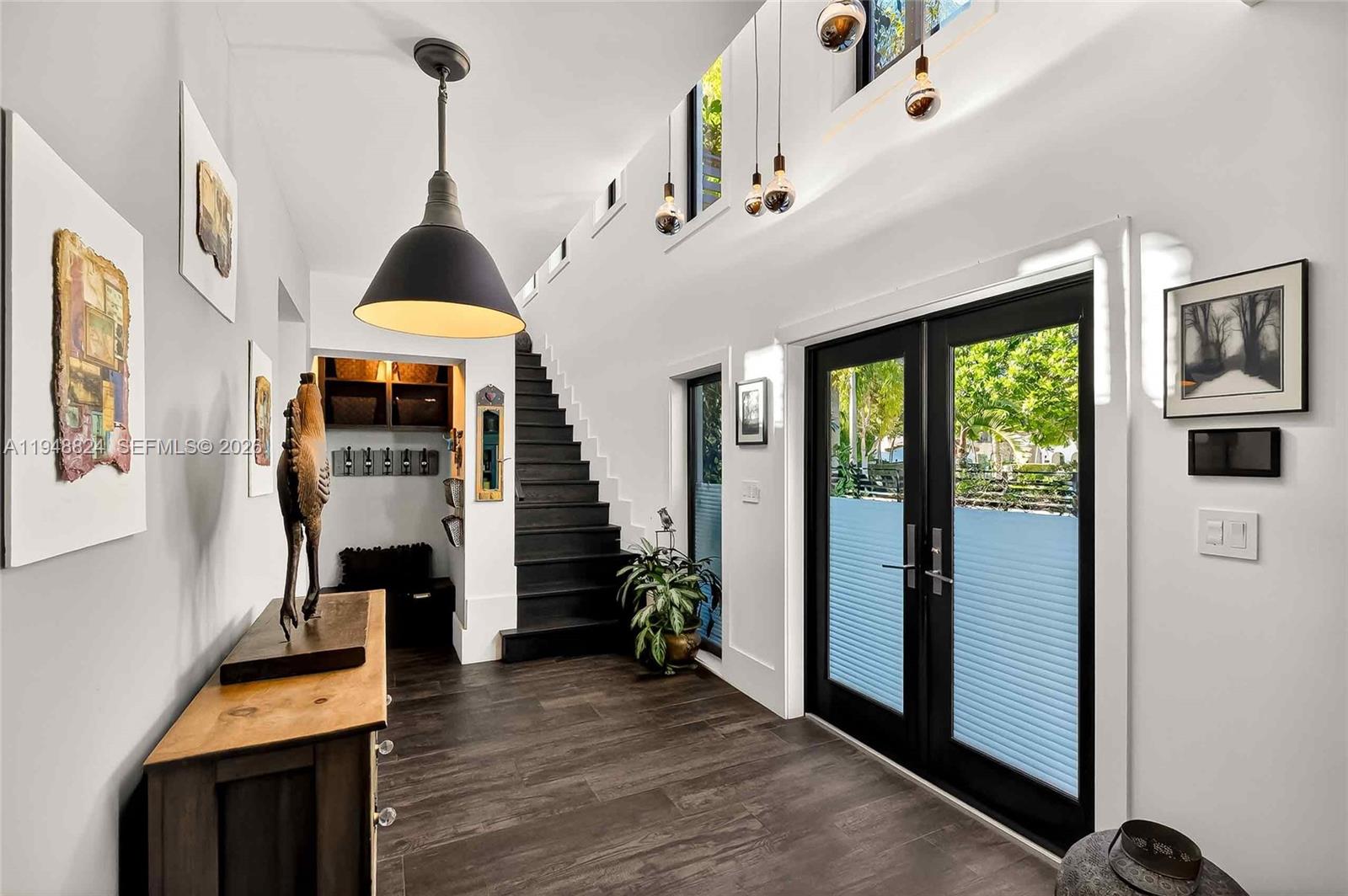 1680 Onaway Dr, Coconut Grove FL 33133