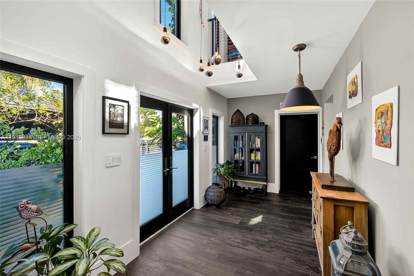 1680 Onaway Dr, Coconut Grove FL 33133