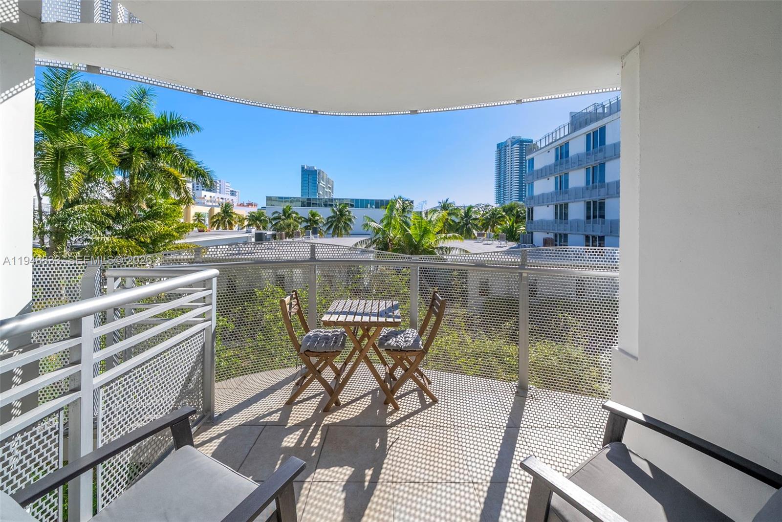 2155 Washington Ct #303, Miami Beach FL 33139