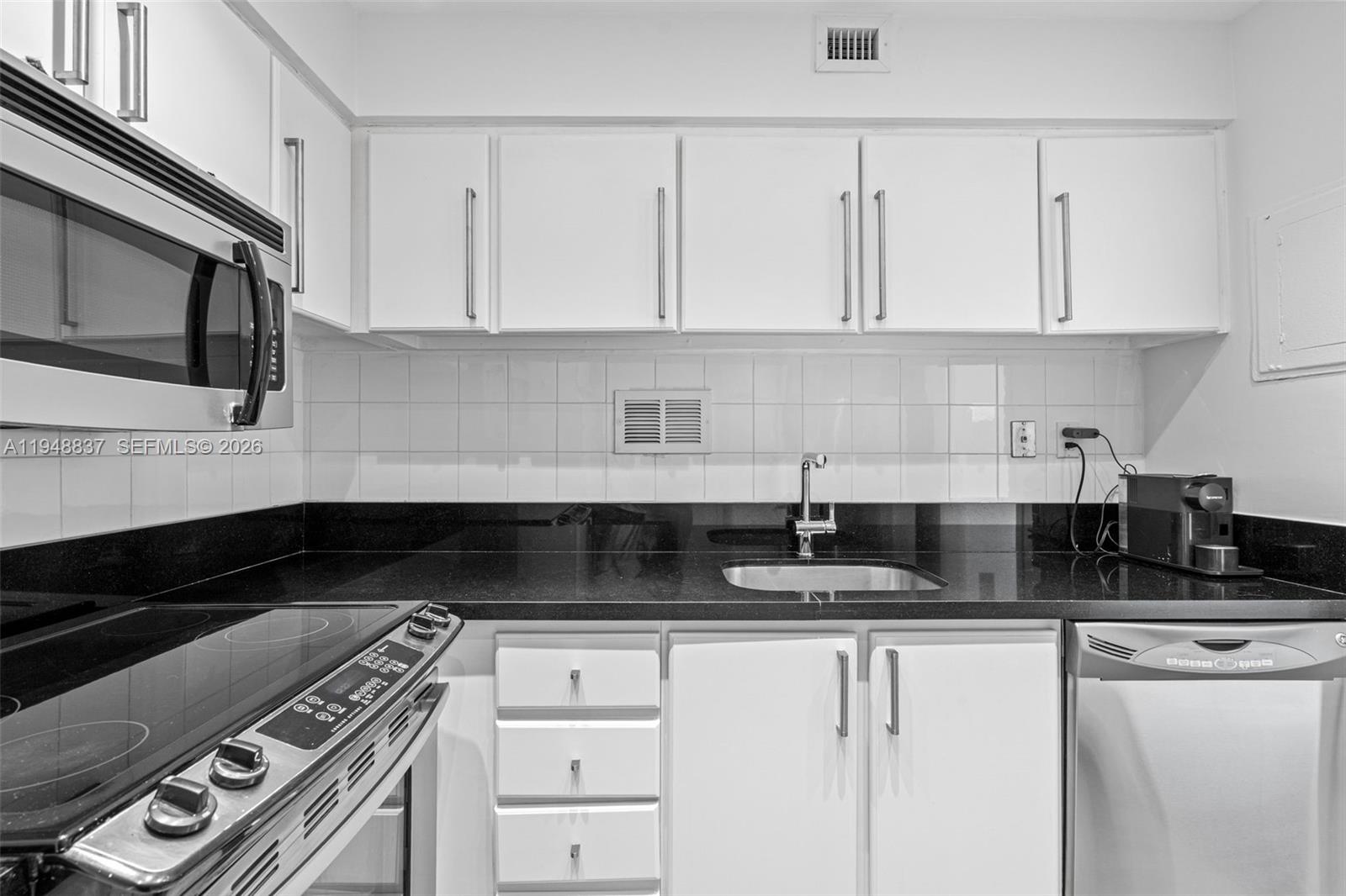1000 West Ave #609, Miami Beach FL 33139