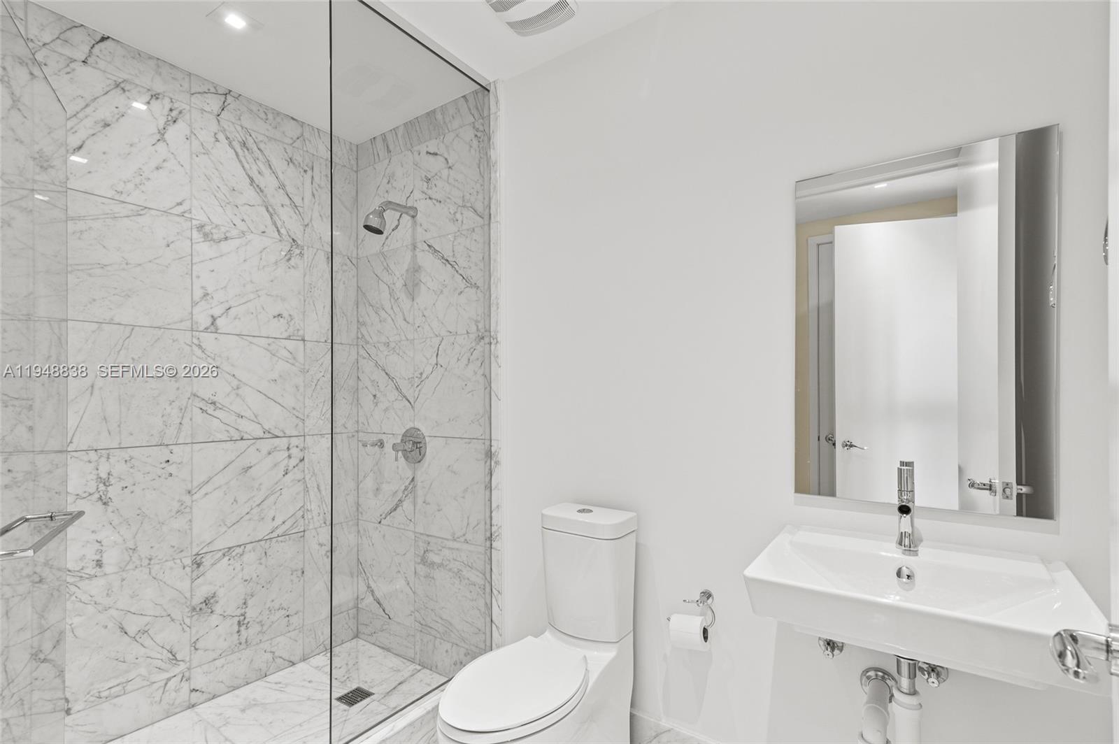 16901 Collins Ave #1203, Sunny Isles Beach FL 33160