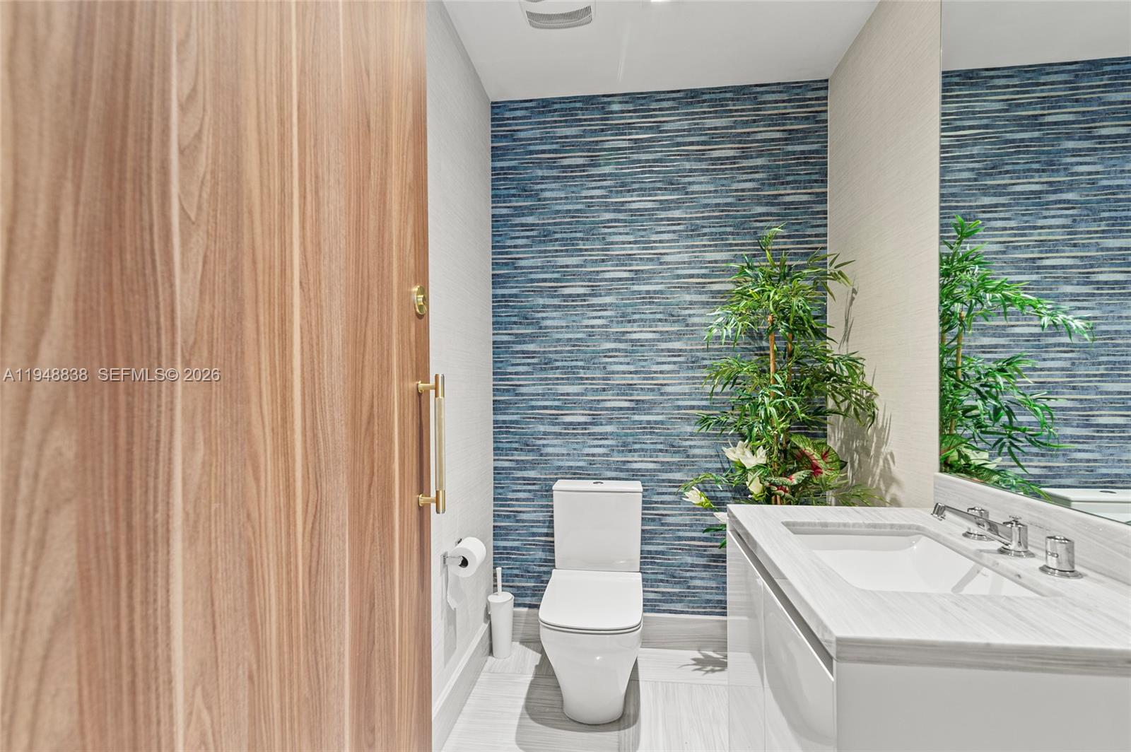 16901 Collins Ave #1203, Sunny Isles Beach FL 33160