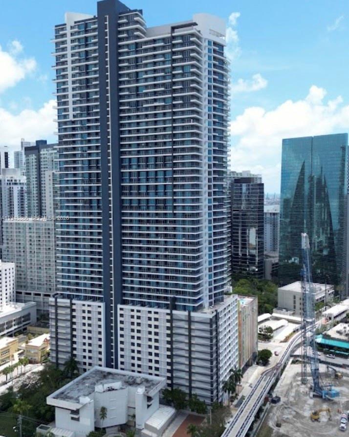 60 SW 13th St #3013, Miami FL 33130