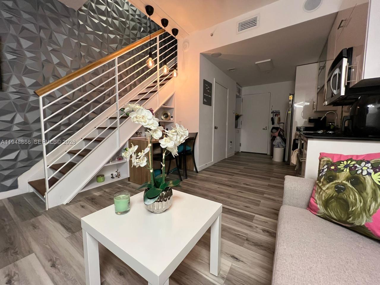 60 SW 13th St #3013, Miami FL 33130