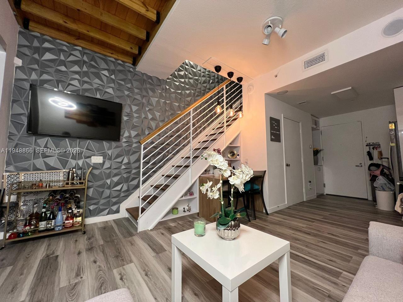 60 SW 13th St #3013, Miami FL 33130