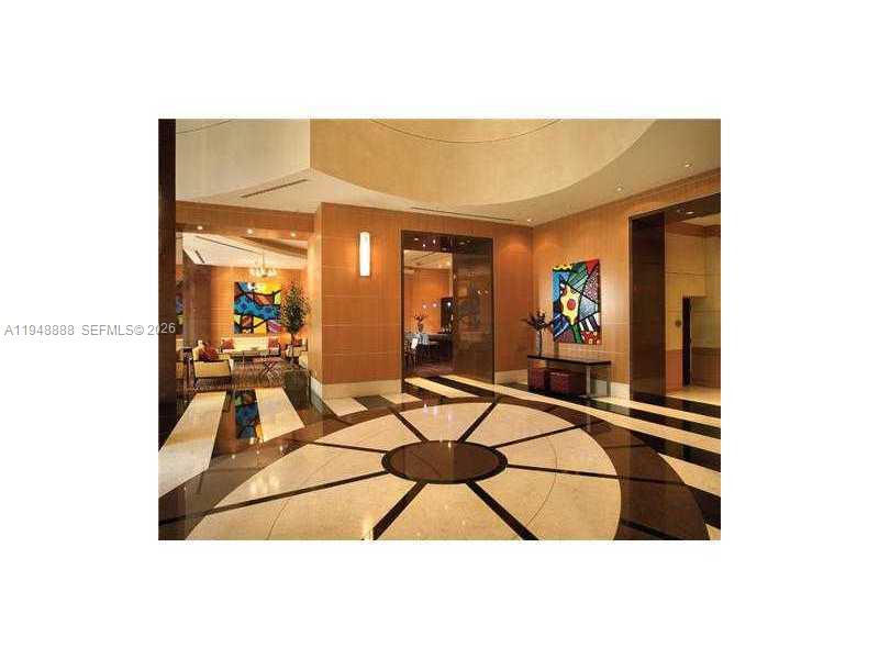 244 BISCAYNE BL #702, Miami FL 33132