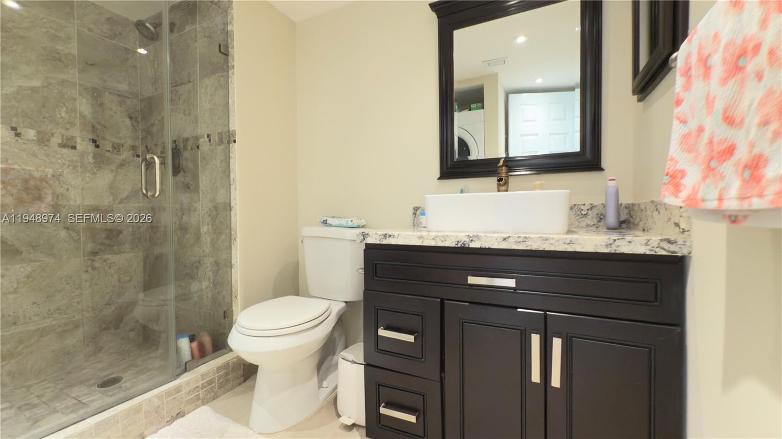 410 Lakeview Dr #103, Weston FL 33326