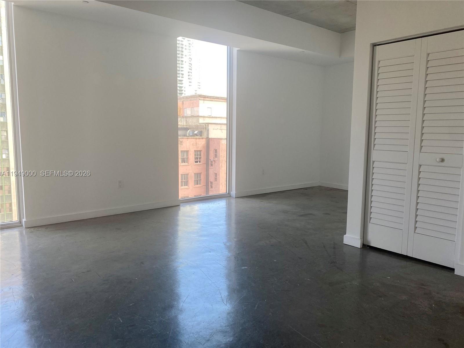 151 SE 1st St #1108, Miami FL 33131