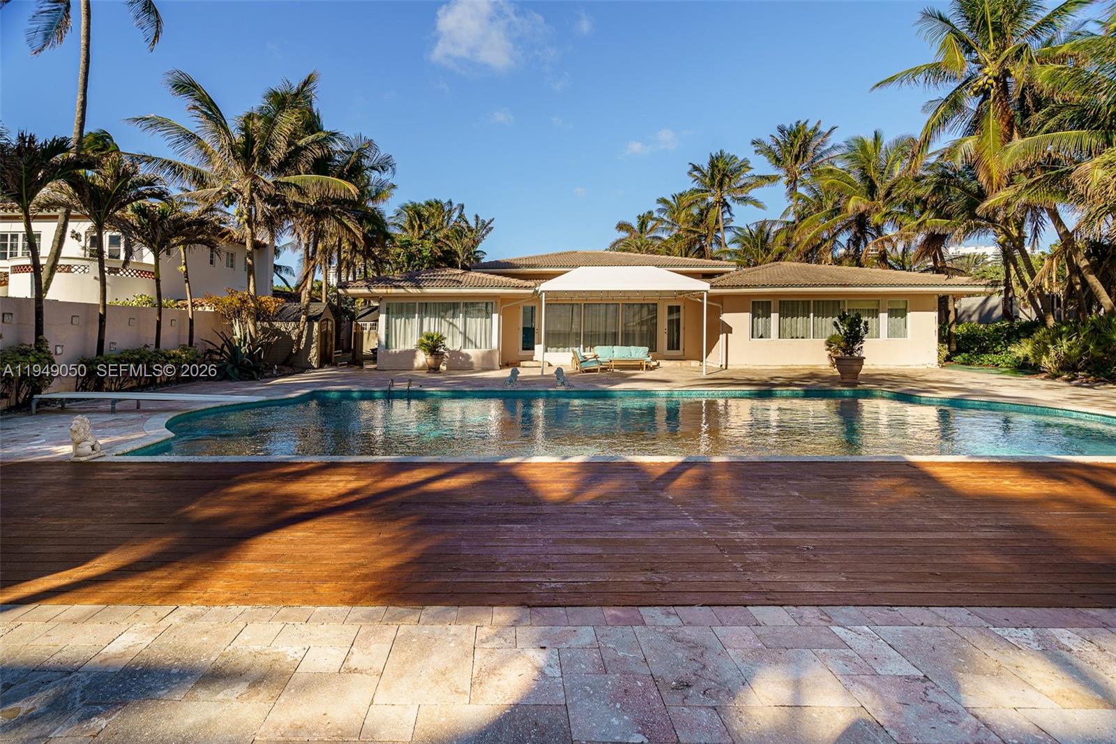 205 Ocean Blvd #0, Golden Beach FL 33160