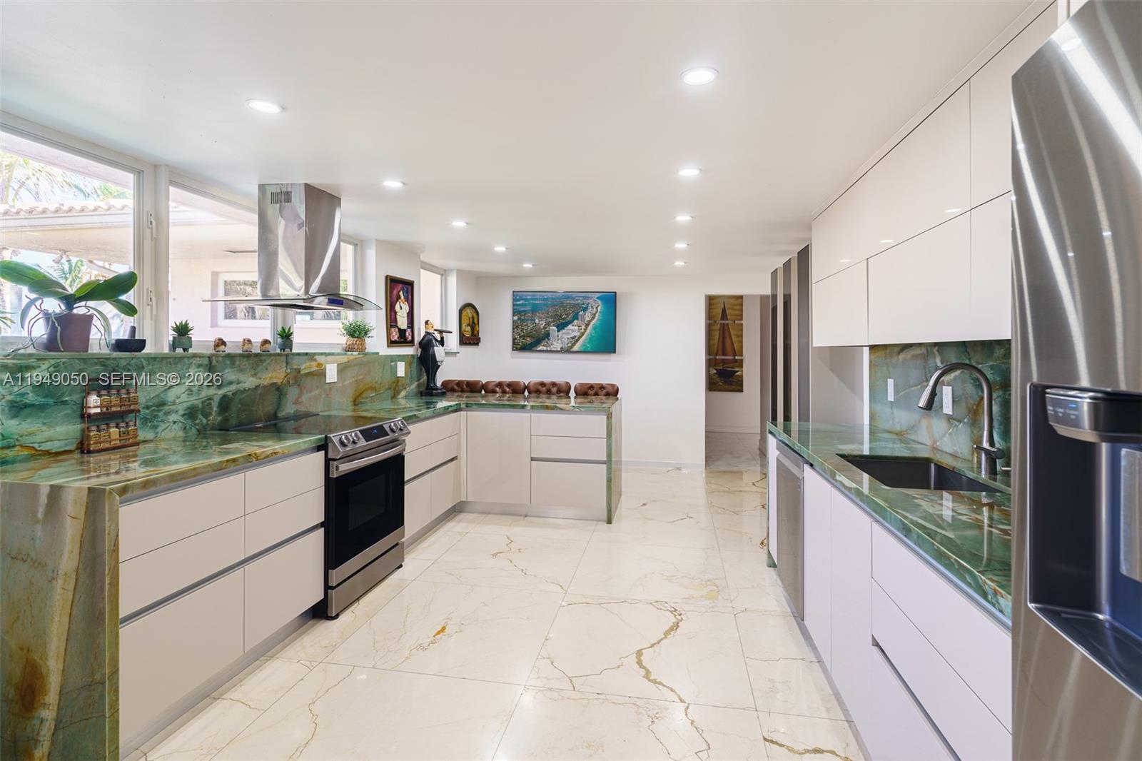 205 Ocean Blvd #0, Golden Beach FL 33160