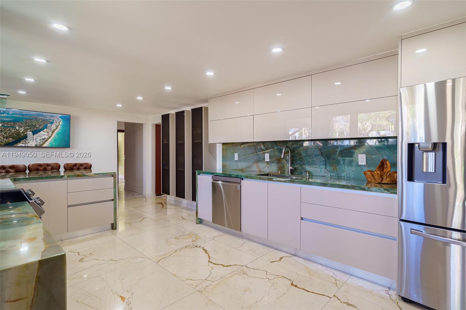 205 Ocean Blvd #0, Golden Beach FL 33160