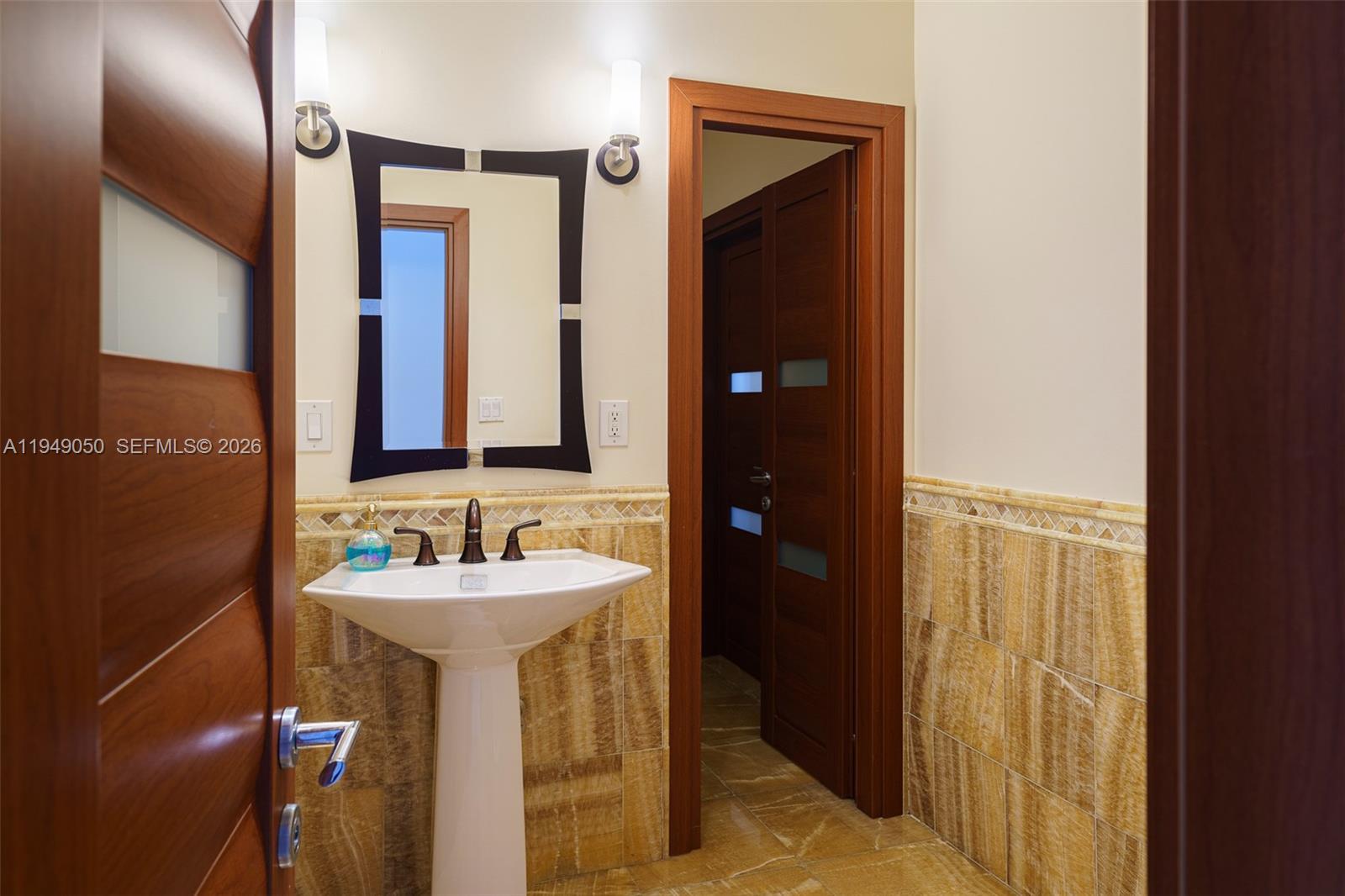 205 Ocean Blvd #0, Golden Beach FL 33160