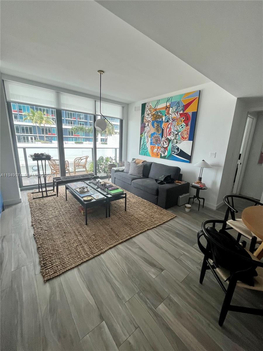1300 S Miami Ave #1207, Miami FL 33130