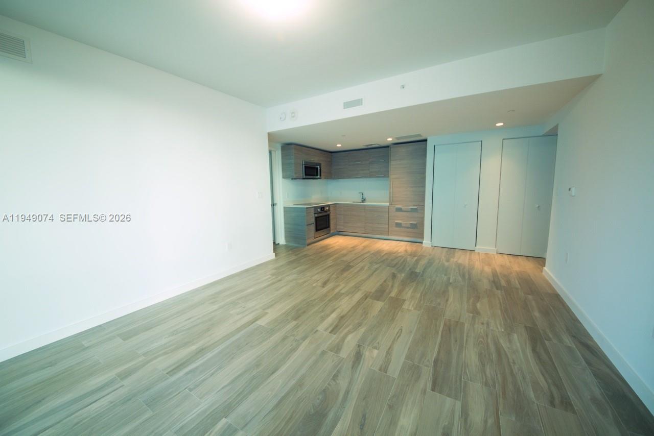 1300 S Miami Ave #1207, Miami FL 33130