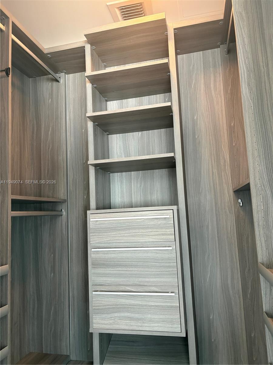 1300 S Miami Ave #1207, Miami FL 33130