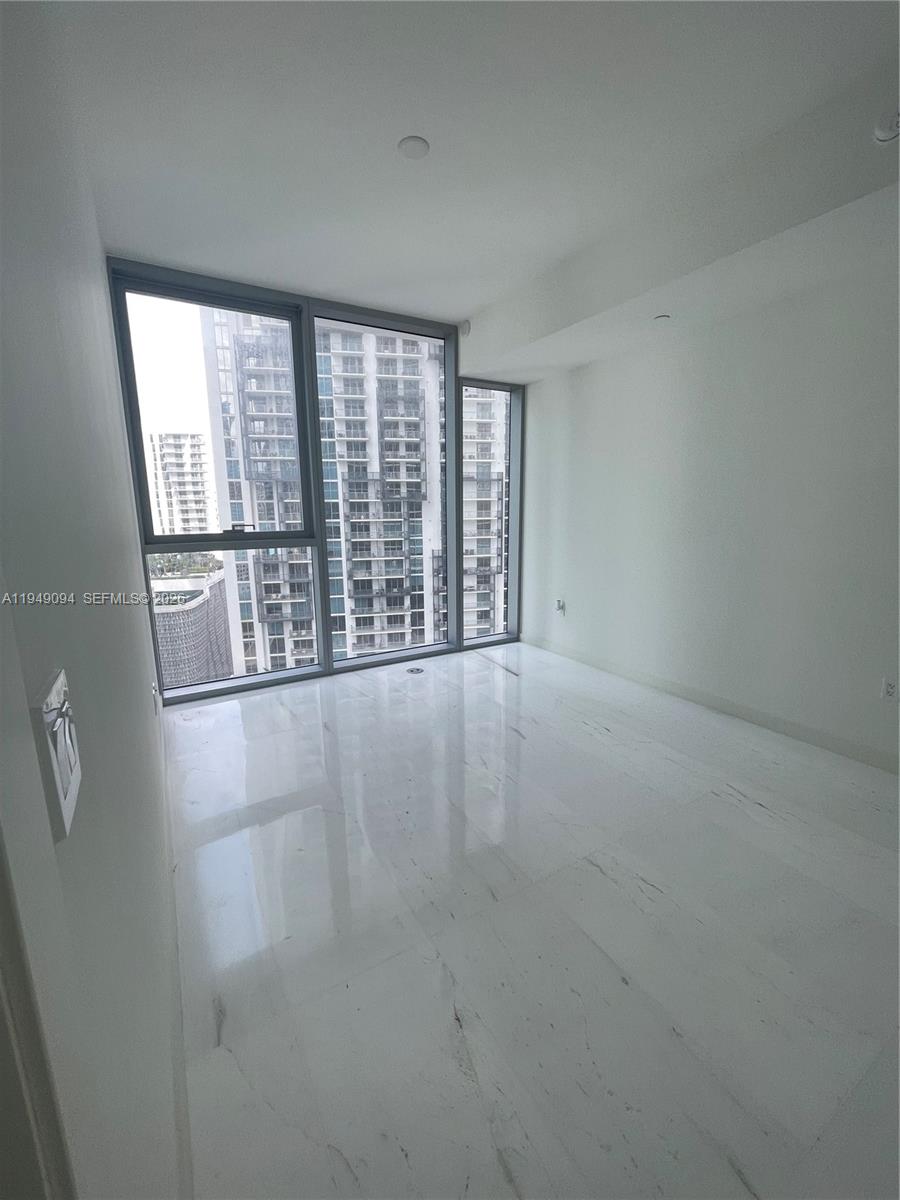 300 Biscayne Blvd Way #2308W, Miami FL 33131